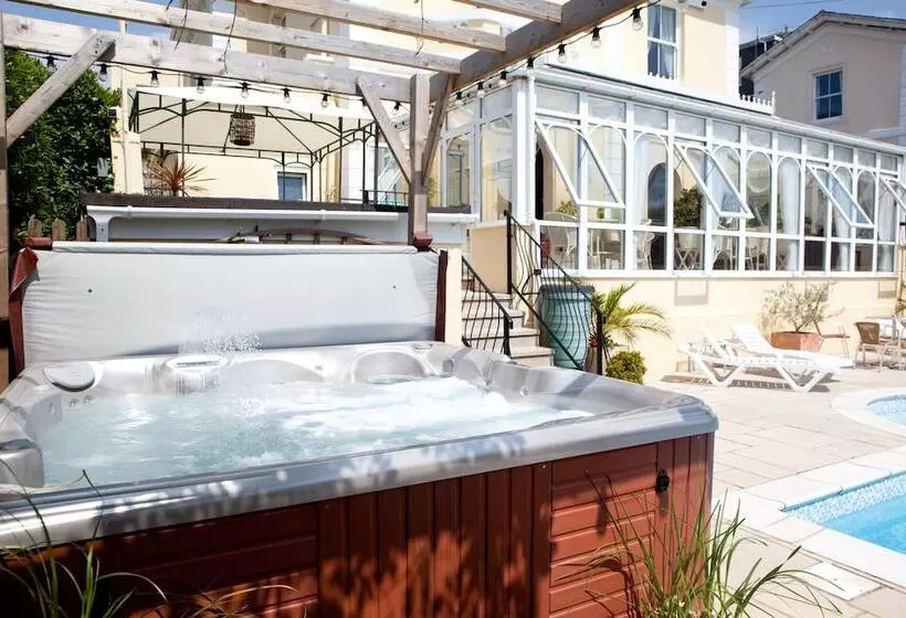 Fotos del hotel Riviera Lodge:  5