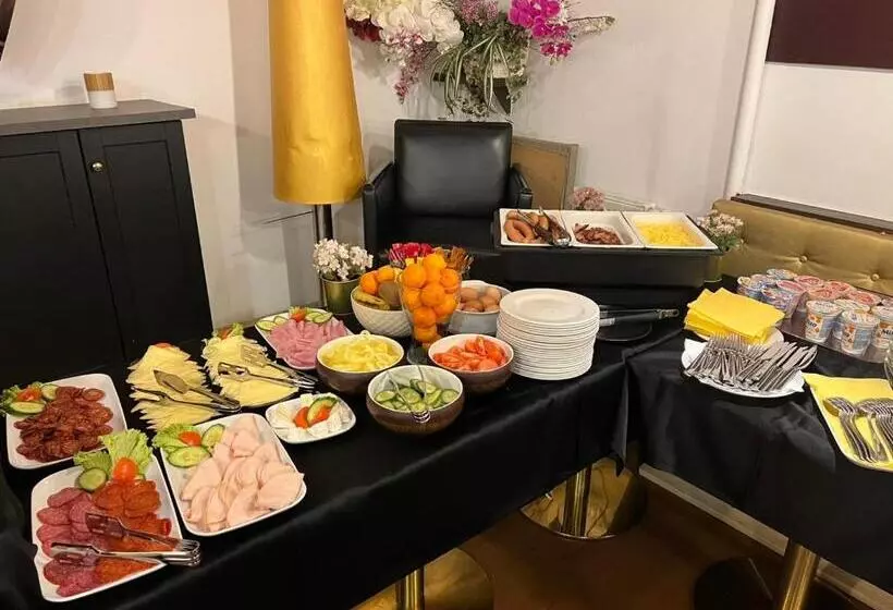 Fotos del hotel Andrássy Thai:  2