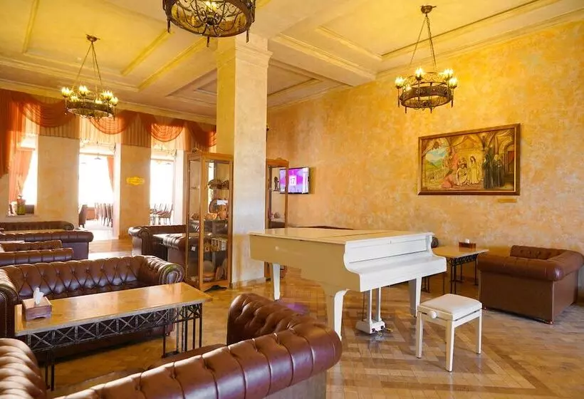 Fotos del hotel Caucasus:  17