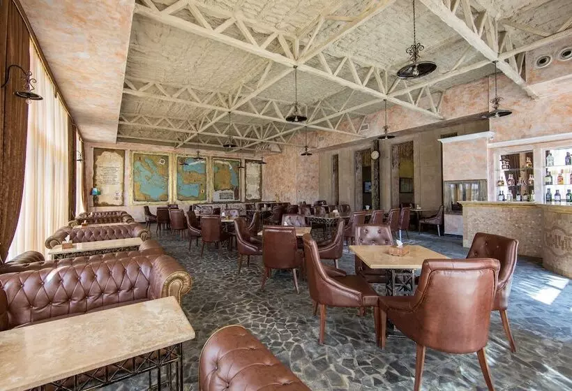 Fotos del hotel Caucasus:  16