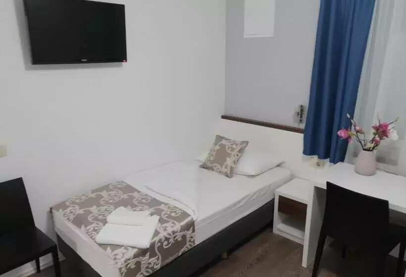 Fotos del hotel Dina:  2