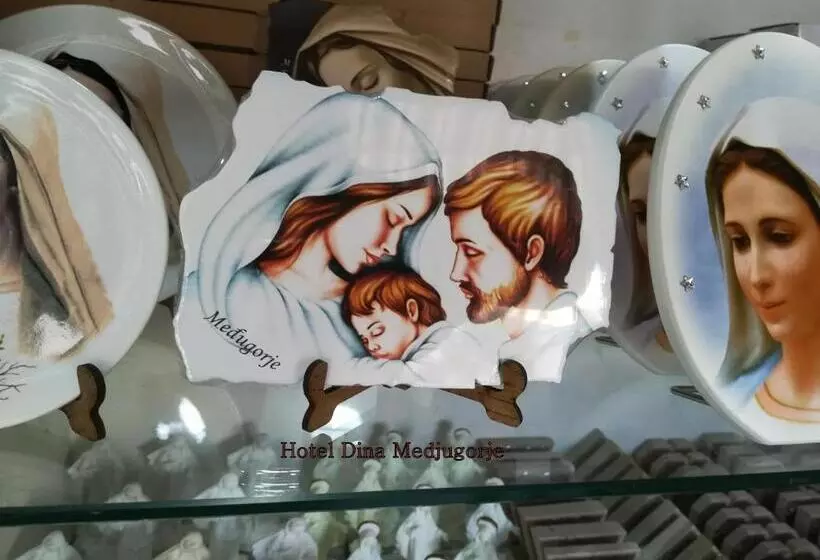 Fotos del hotel Dina:  13