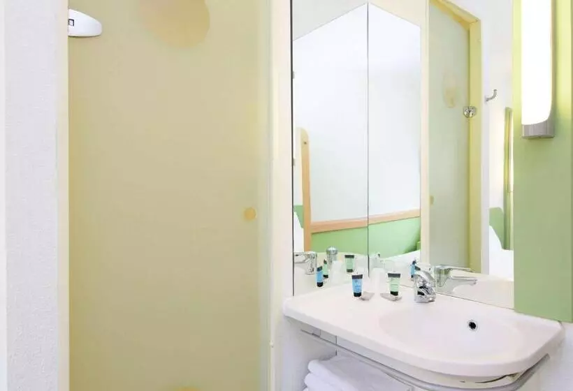 Fotos del hotel Ibis Budget Lyon Gerland:  7
