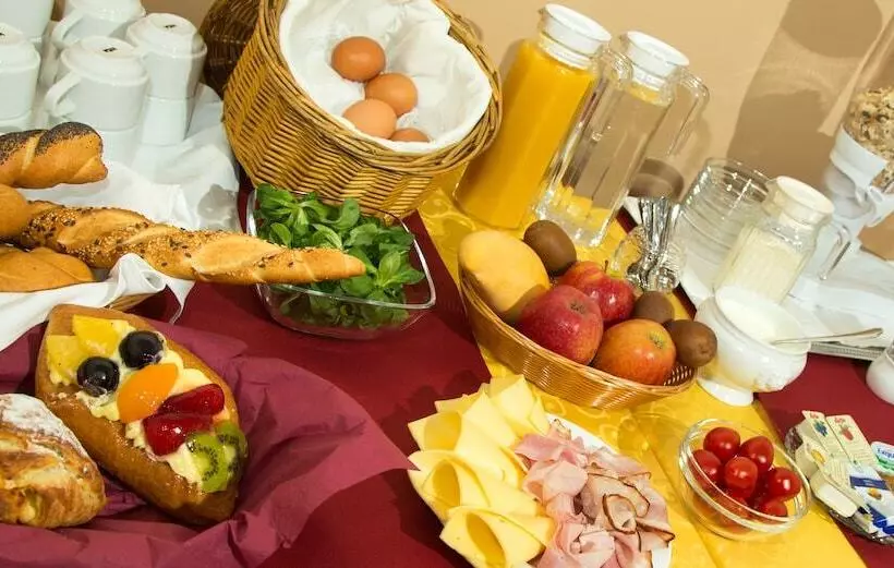 Fotos del hotel Odeon:  3