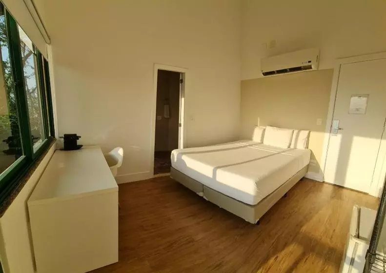 Fotos del hotel Sant  Martre:  19