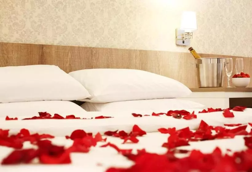 Fotos del hotel Sant  Martre:  16