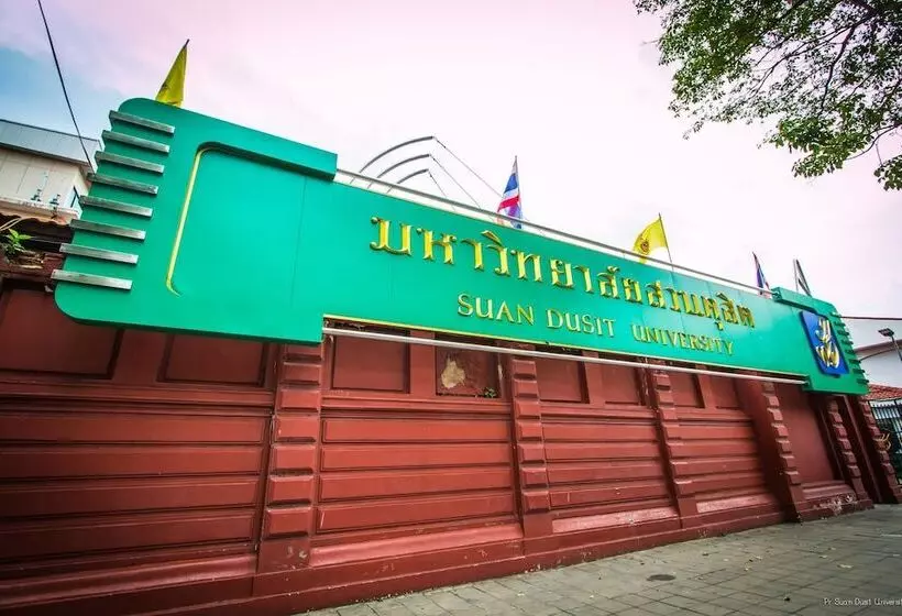 Ssip Boutique Dhevej Bangkok