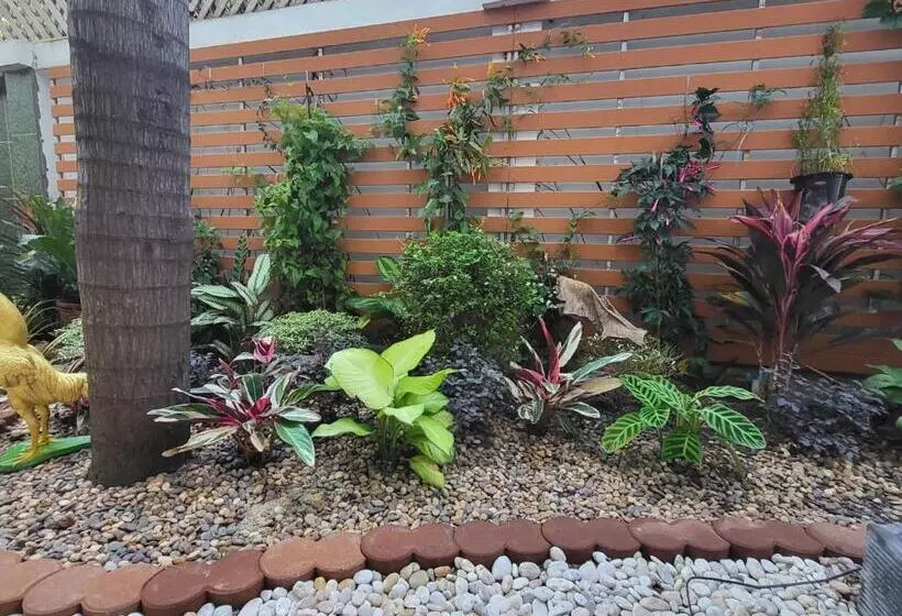 Fotos del hotel Three Seasons Place:  7