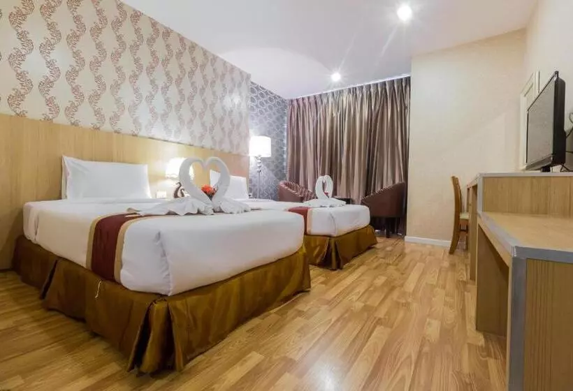 Fotos del hotel Three Seasons Place:  17