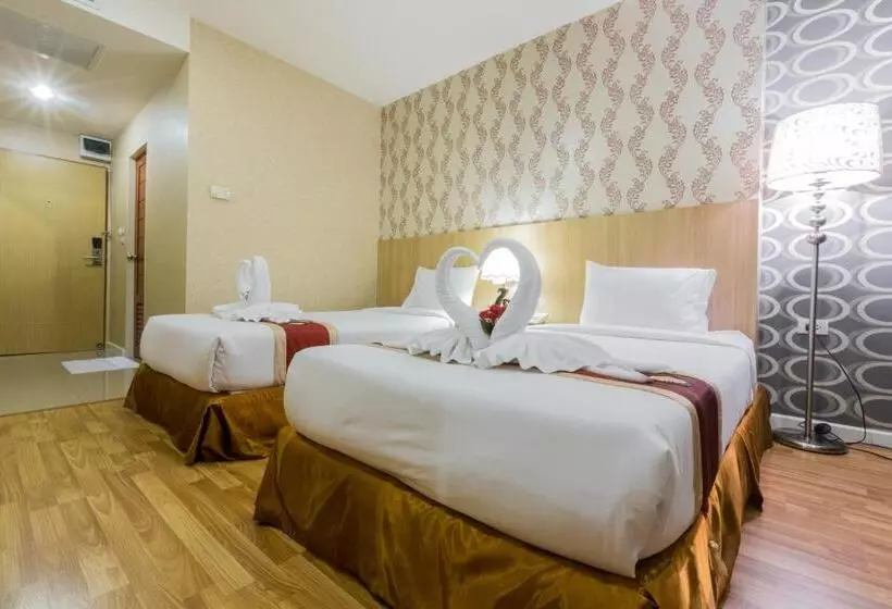 Fotos del hotel Three Seasons Place:  9