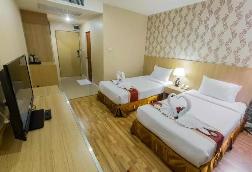 Fotos del hotel Three Seasons Place:  20