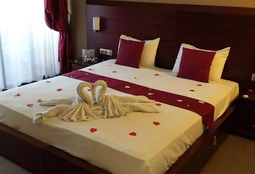 Fotos del hotel Tulip Inn Sainte Clotilde:  9