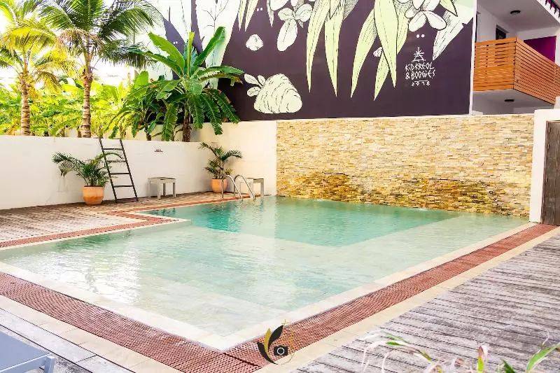 Fotos del hotel Tulip Inn Sainte Clotilde:  2