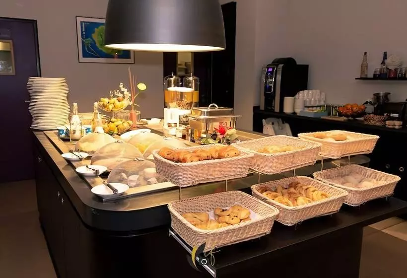 Fotos del hotel Tulip Inn Sainte Clotilde:  15