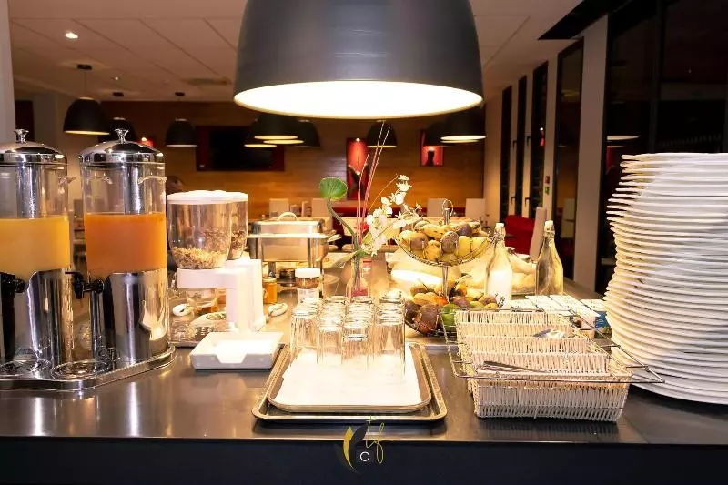 Fotos del hotel Tulip Inn Sainte Clotilde:  20