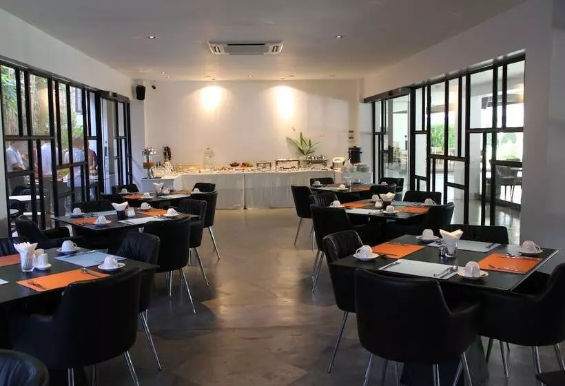 Fotos del hotel Uma Residence:  11