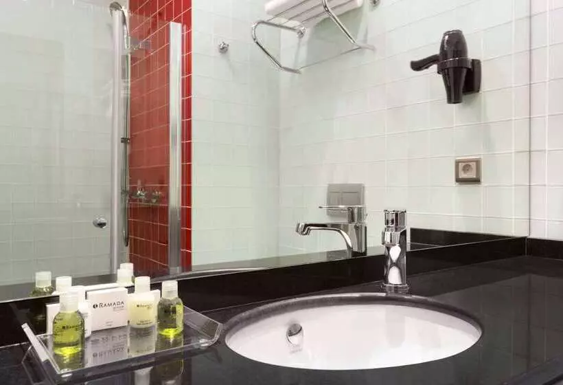 Fotos del hotel Ramada Encore Istanbul Kartal:  8