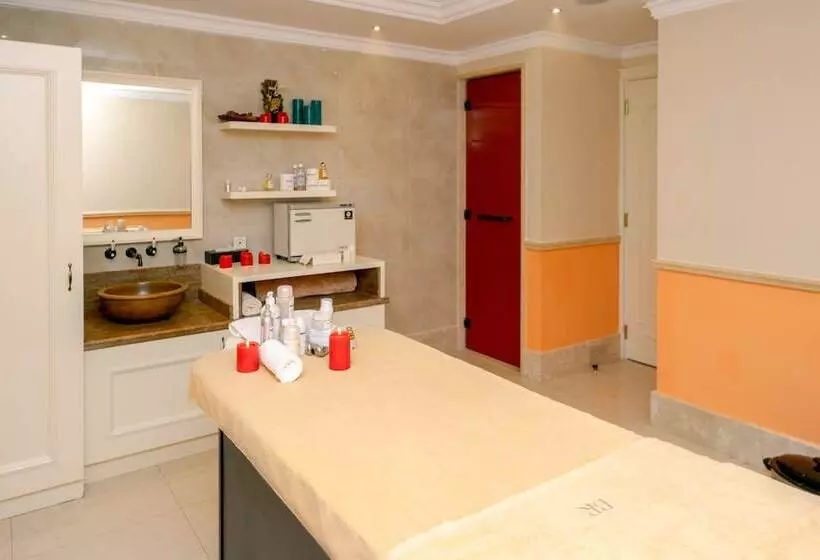 Fotos del hotel Warwick Doha:  7