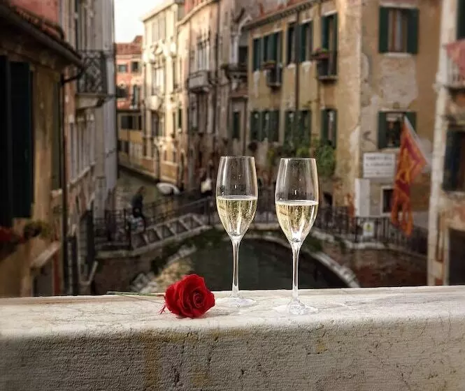 Fotos del hotel Ai Cavalieri Di Venezia:  23