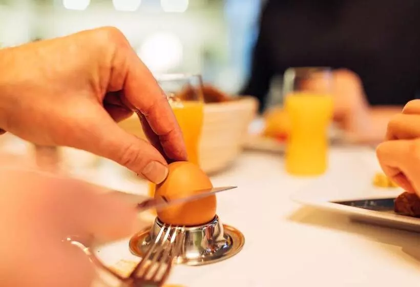 Fotos del hotel Harry S Home  & Apartments:  21