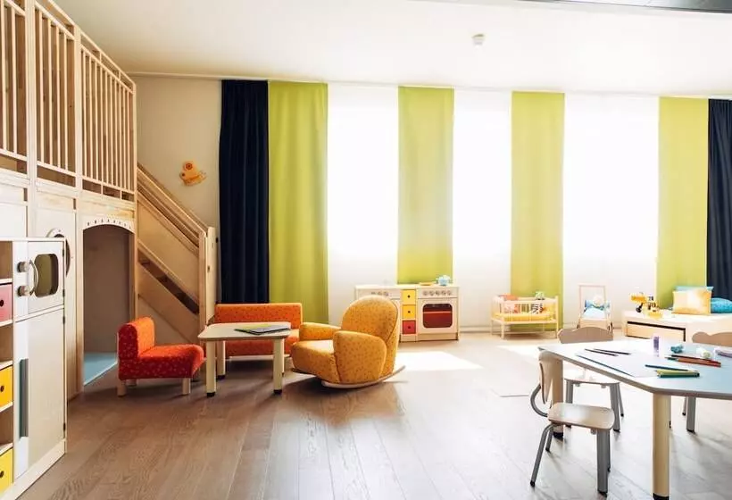 Fotos del hotel Harry S Home  & Apartments:  17