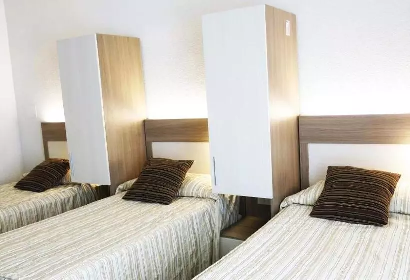 Fotos del hotel Hôtel La Source:  23