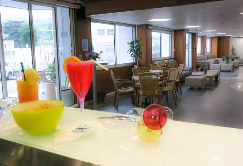 Fotos del hotel Hôtel La Source:  7