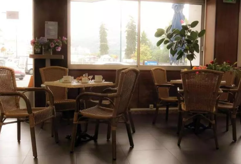 Fotos del hotel Hôtel La Source:  4