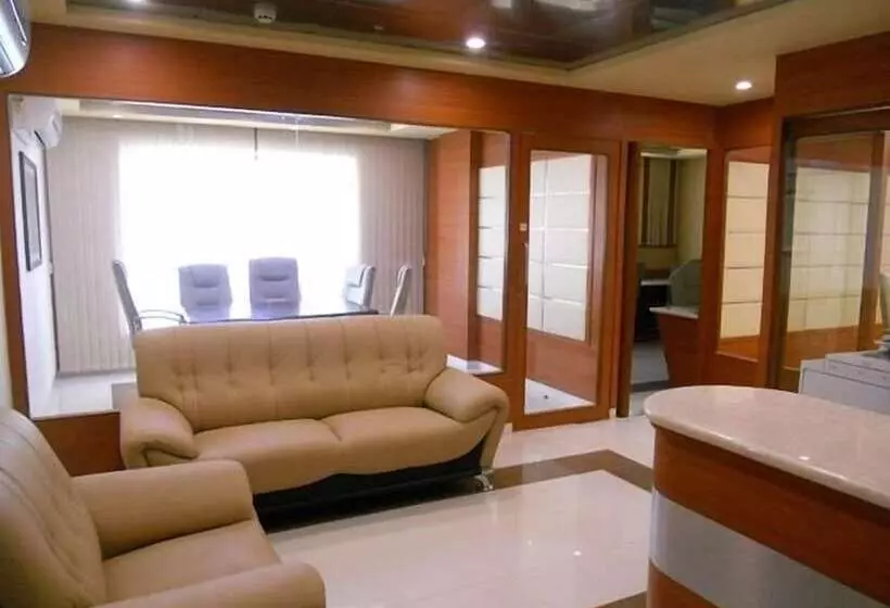 Fotos del hotel Treebo Tryst Metropolis Hyderabad:  16