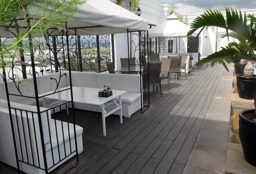 Fotos del hotel The Penthouse:  5