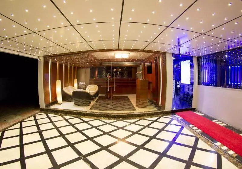 Fotos del hotel Park Avenue Hotel (near Us Consulate & Sankara Nethralaya Hospital):  2