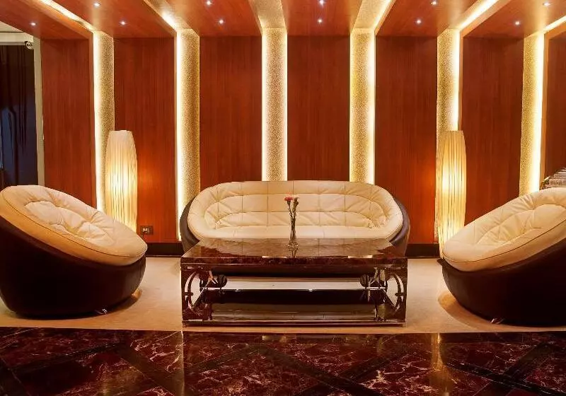 Fotos del hotel Park Avenue Hotel (near Us Consulate & Sankara Nethralaya Hospital):  5