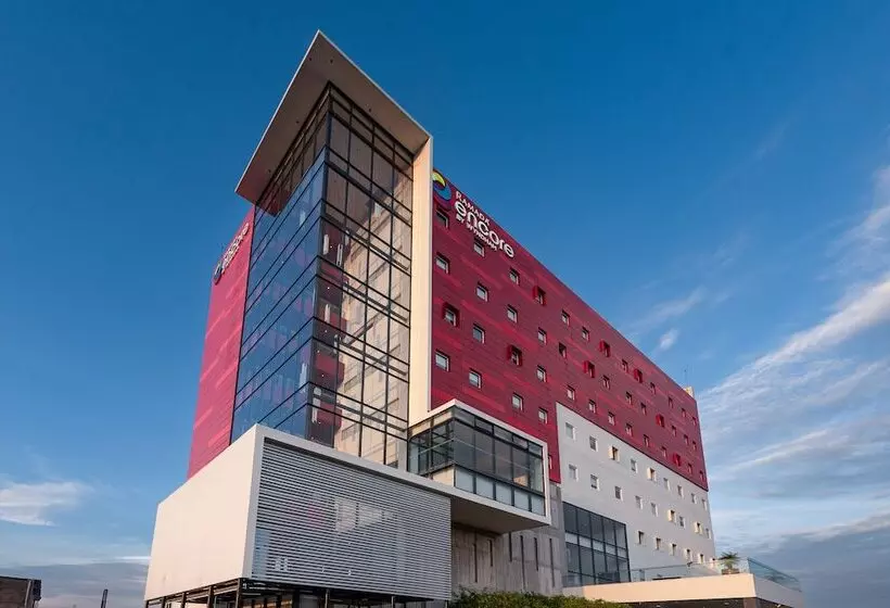 Ramada Encore By Wyndham Queretaro