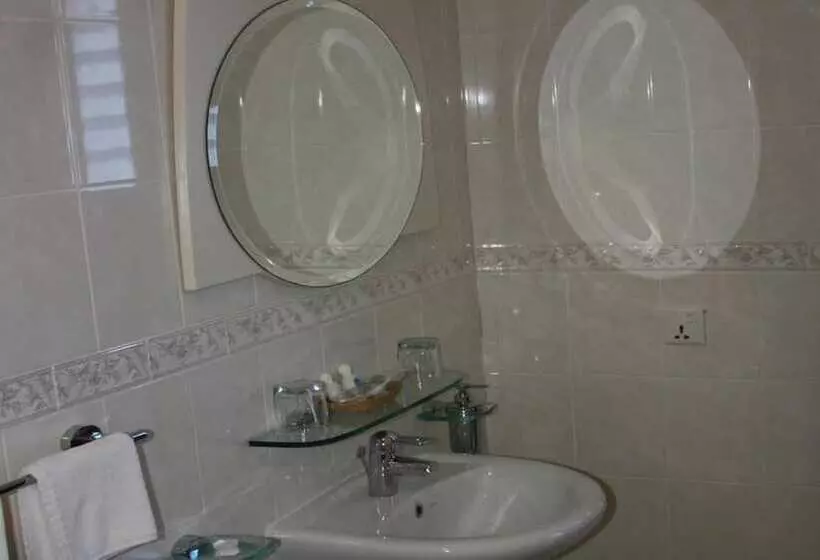 Fotos del hotel Don Bosco  School:  16