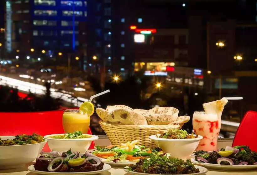 Fotos del hotel Capital O75673 Sri Krishna S Suites:  18