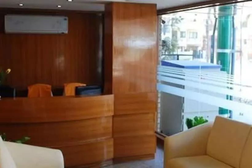 Fotos del hotel Capital O75673 Sri Krishna S Suites:  5