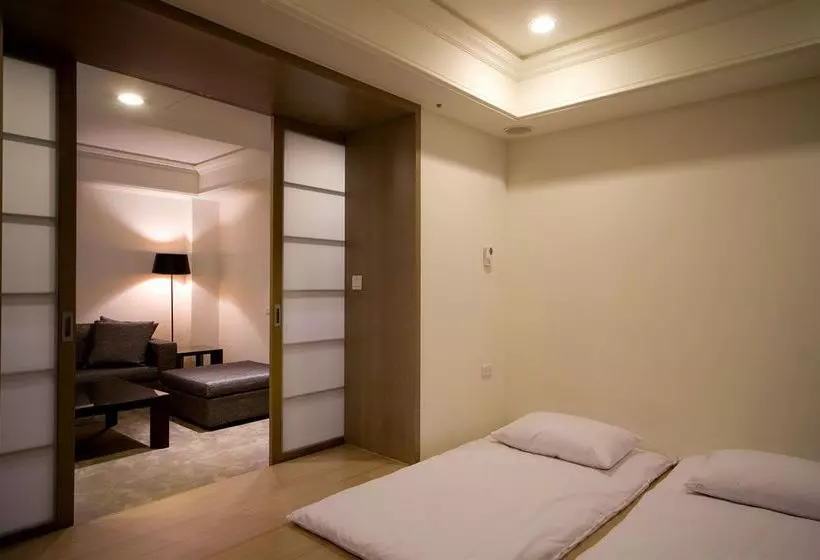 Fotos del hotel Longbon Resort Beitou:  12