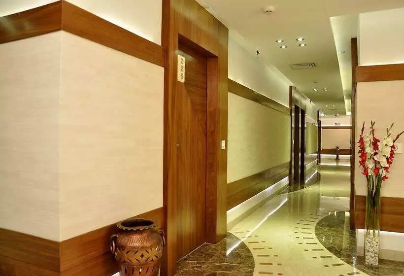 Fotos del hotel Niharika:  9