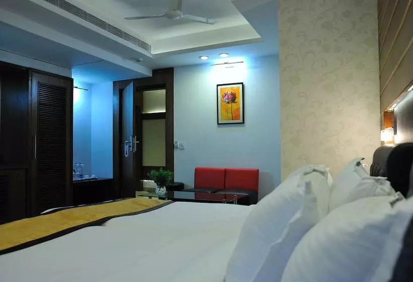 Fotos del hotel Niharika:  16