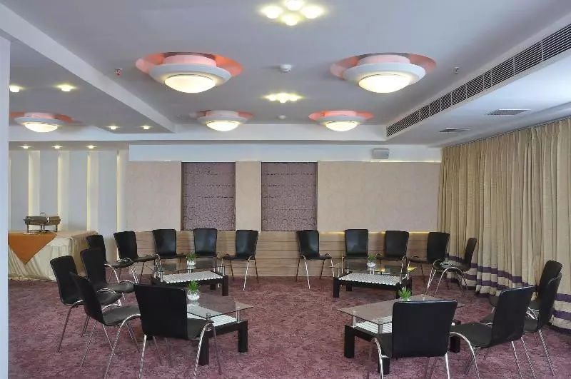 Fotos del hotel Niharika:  3