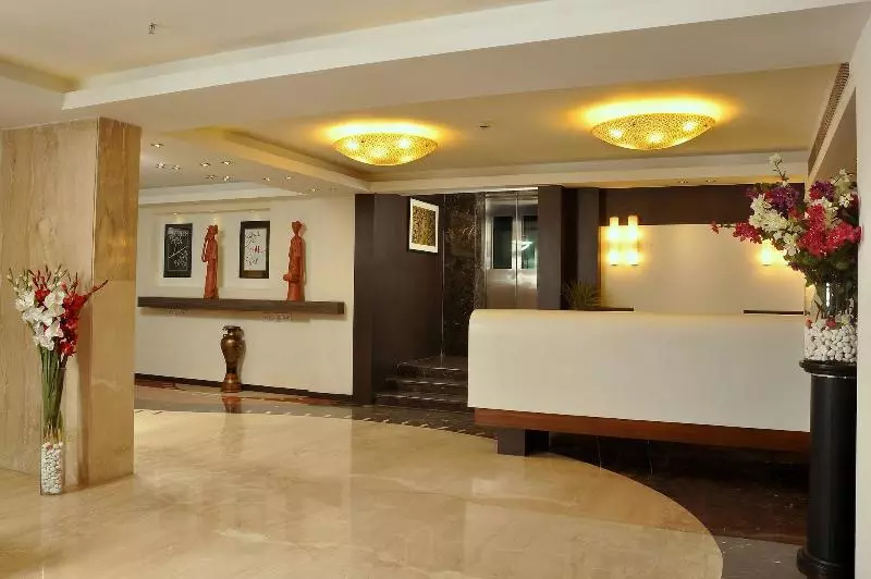 Fotos del hotel Niharika:  23