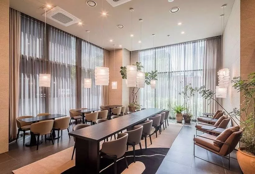 Fotos del hotel The Central Plaza:  12