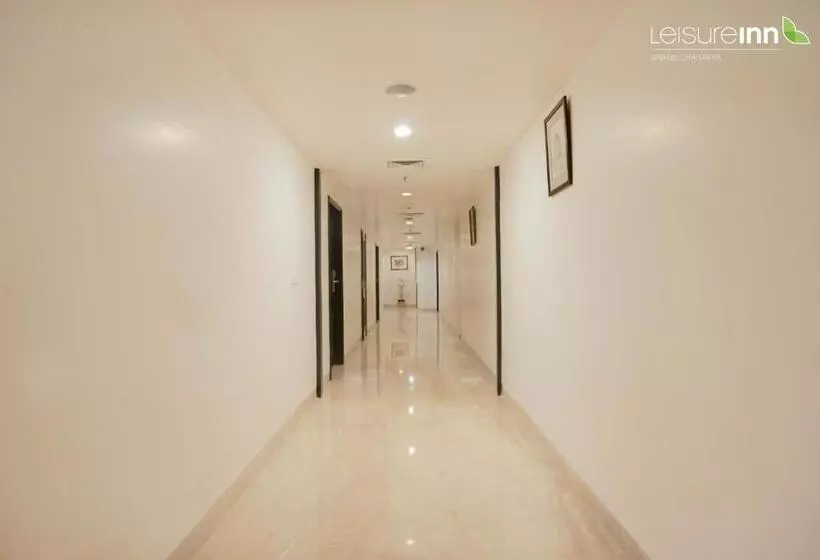 Fotos del hotel Leisure Inn Grand Chanakya:  3