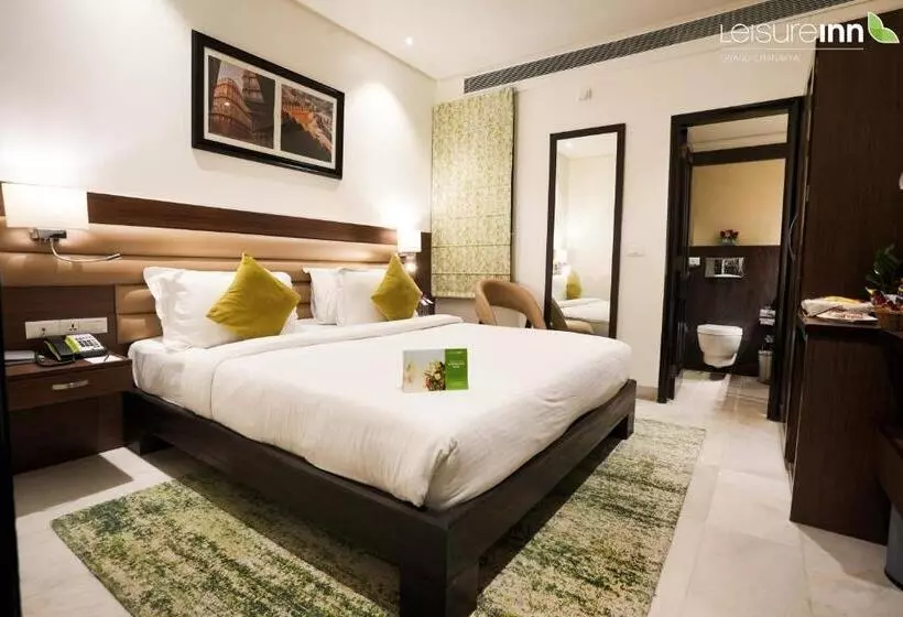Fotos del hotel Leisure Inn Grand Chanakya:  19