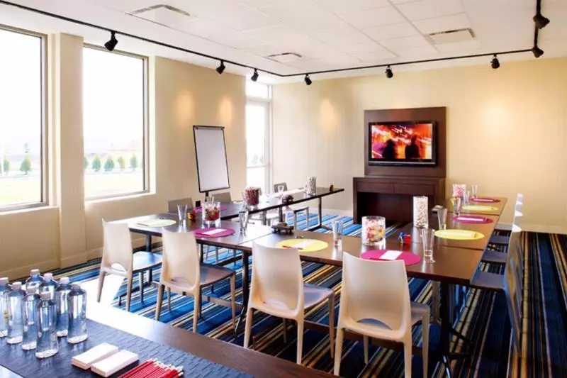 Fotos del hotel Aloft Ahmedabad Sg Road:  13