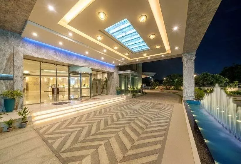 Fotos del hotel Aloft Ahmedabad Sg Road:  3