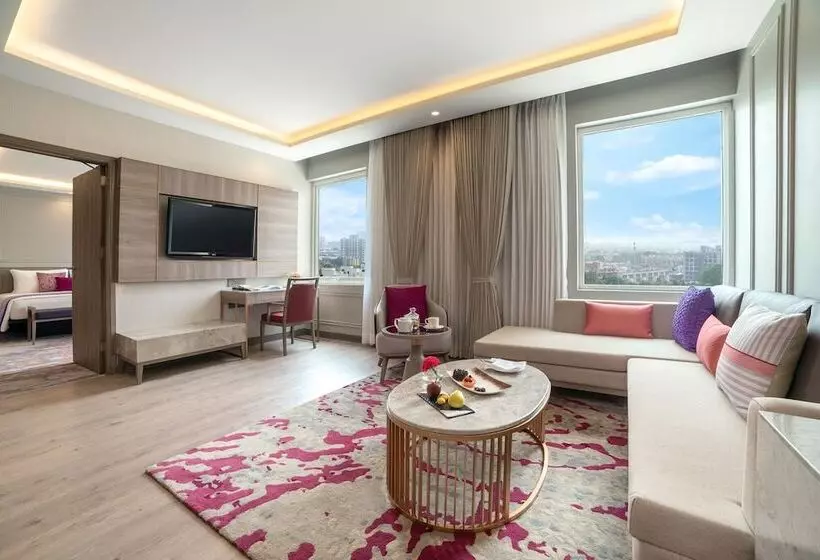 Fotos del hotel Aloft Ahmedabad Sg Road:  15