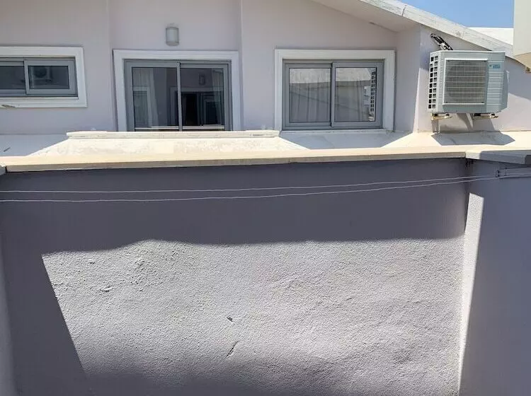 Fotos del hotel Daphne Residence:  25