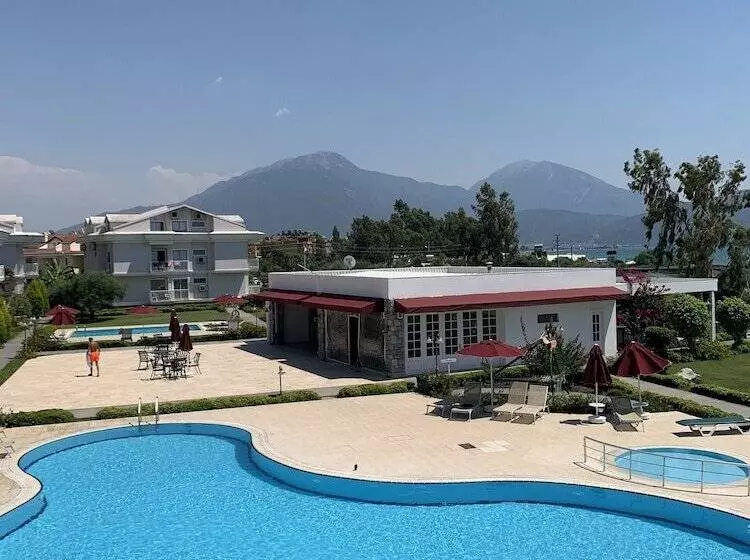 Fotos del hotel Daphne Residence:  9