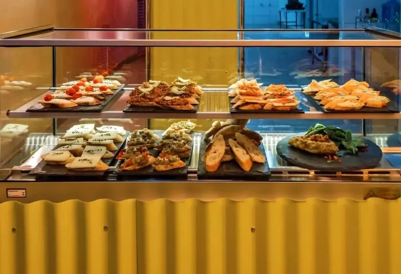 Fotos del hotel Soneca Plaza:  11